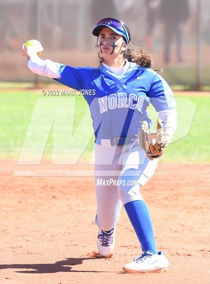 Thumbnail 3 in Norco vs. Chino Hills (Dave Kops Tournament of Champions) photogallery.