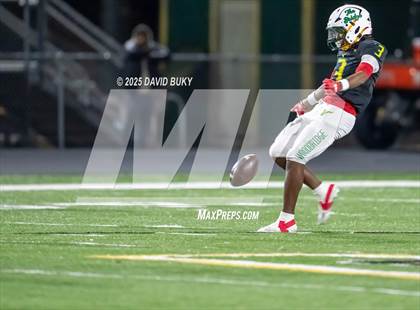 Thumbnail 2 in Patriot @ Woodbridge (VHSL Class 6B Regional Quarterfinals) photogallery.