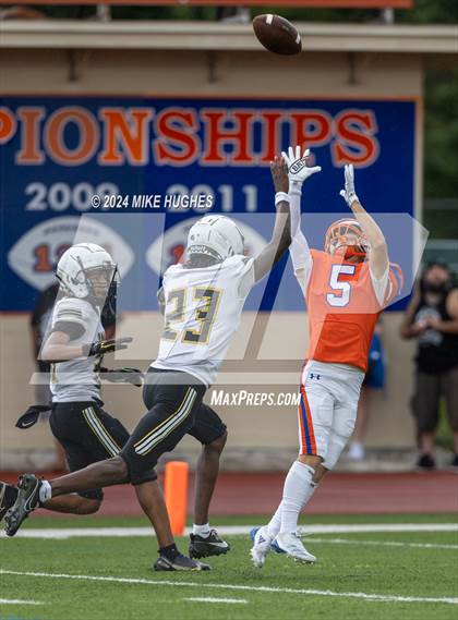 Thumbnail 2 in Oakleaf @ Bolles photogallery.