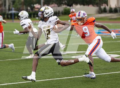 Thumbnail 3 in Oakleaf @ Bolles photogallery.