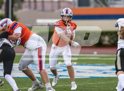 Thumbnail 1 in Oakleaf @ Bolles photogallery.