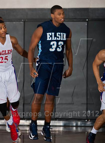 Thumbnail 2 in Dawson @ Alief Elsik (McDonald's Texas Invitational) photogallery.