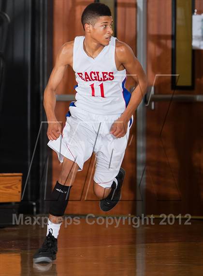 Thumbnail 2 in Dawson @ Alief Elsik (McDonald's Texas Invitational) photogallery.
