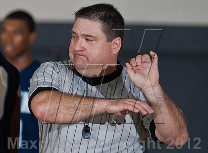 Thumbnail 2 in Dawson @ Alief Elsik (McDonald's Texas Invitational) photogallery.