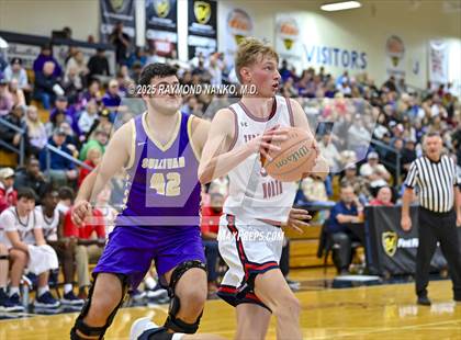 Thumbnail 2 in Sullivan vs. Terre Haute North Vigo (First Financial Classic) photogallery.