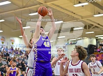 Thumbnail 1 in Sullivan vs. Terre Haute North Vigo (First Financial Classic) photogallery.