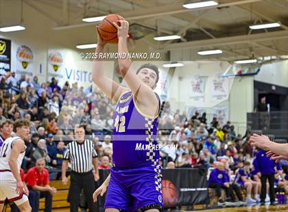Thumbnail 1 in Sullivan vs. Terre Haute North Vigo (First Financial Classic) photogallery.