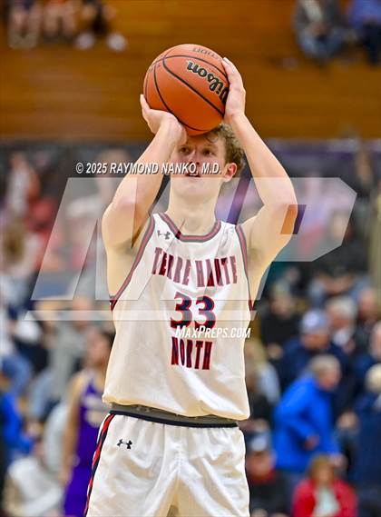 Thumbnail 1 in Sullivan vs. Terre Haute North Vigo (First Financial Classic) photogallery.