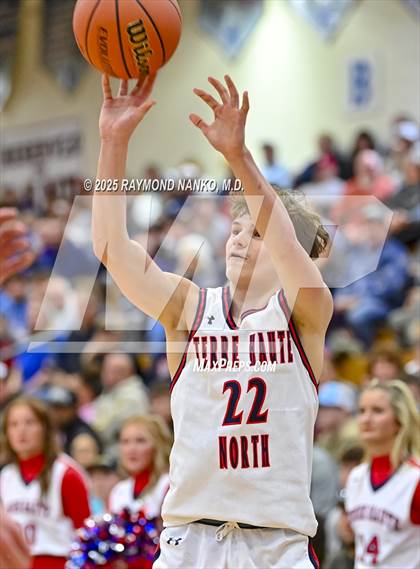 Thumbnail 2 in Sullivan vs. Terre Haute North Vigo (First Financial Classic) photogallery.