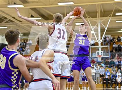 Thumbnail 1 in Sullivan vs. Terre Haute North Vigo (First Financial Classic) photogallery.