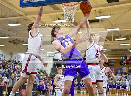 Thumbnail 2 in Sullivan vs. Terre Haute North Vigo (First Financial Classic) photogallery.