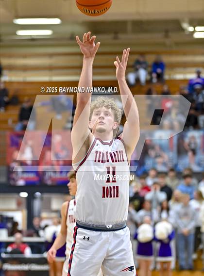 Thumbnail 1 in Sullivan vs. Terre Haute North Vigo (First Financial Classic) photogallery.