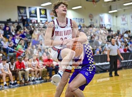 Thumbnail 1 in Sullivan vs. Terre Haute North Vigo (First Financial Classic) photogallery.