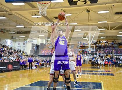 Thumbnail 2 in Sullivan vs. Terre Haute North Vigo (First Financial Classic) photogallery.