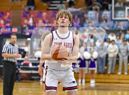 Thumbnail 2 in Sullivan vs. Terre Haute North Vigo (First Financial Classic) photogallery.