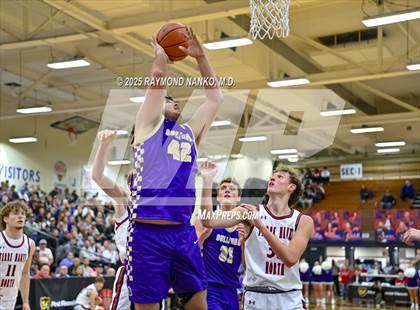 Thumbnail 2 in Sullivan vs. Terre Haute North Vigo (First Financial Classic) photogallery.