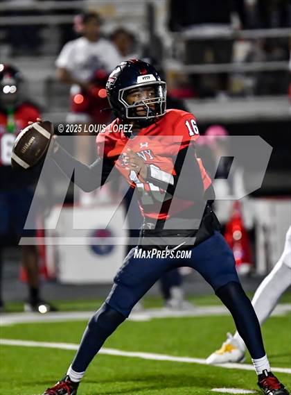 Thumbnail 3 in Charter Oak @ Colony (Senior Night) photogallery.