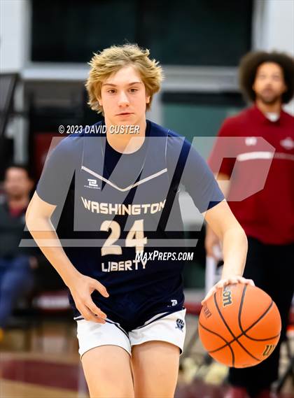 Thumbnail 1 in Washington-Liberty @ Oakton photogallery.