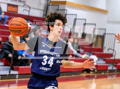 Thumbnail 2 in Washington-Liberty @ Oakton photogallery.
