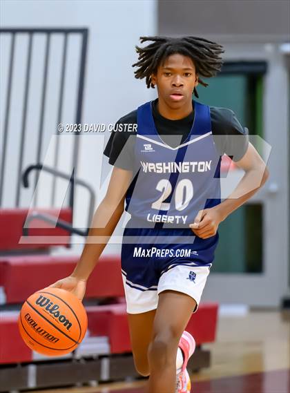 Thumbnail 2 in Washington-Liberty @ Oakton photogallery.
