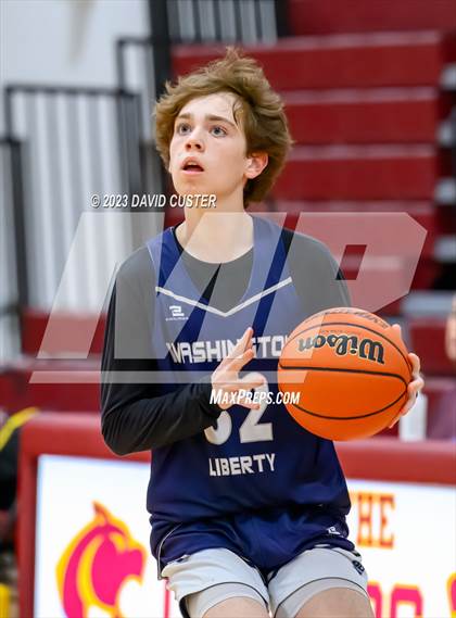 Thumbnail 3 in Washington-Liberty @ Oakton photogallery.