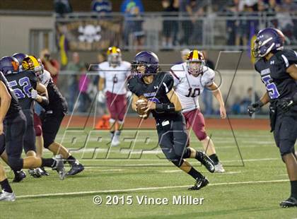 Thumbnail 2 in Sumner vs. Enumclaw photogallery.