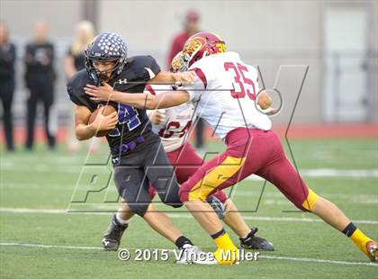 Thumbnail 2 in Sumner vs. Enumclaw photogallery.