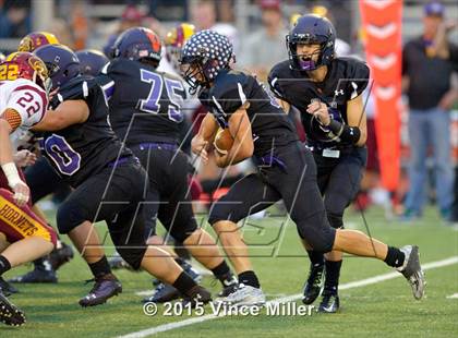 Thumbnail 2 in Sumner vs. Enumclaw photogallery.