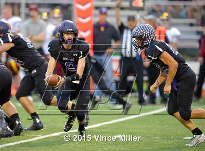 Thumbnail 3 in Sumner vs. Enumclaw photogallery.