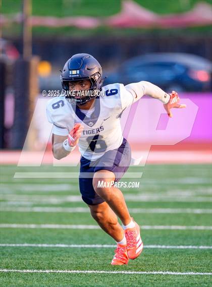 Thumbnail 2 in Douglas County @ Rome (Pre-Season) photogallery.