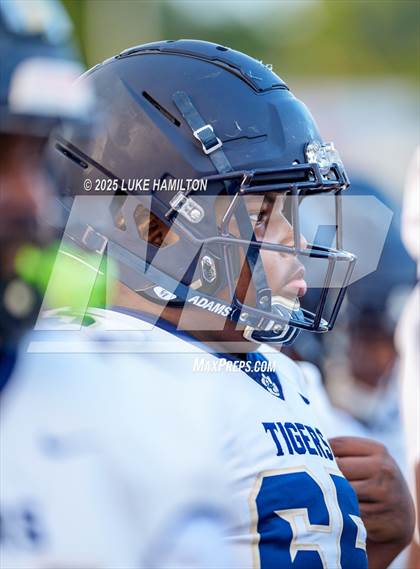 Thumbnail 3 in Douglas County @ Rome (Pre-Season) photogallery.