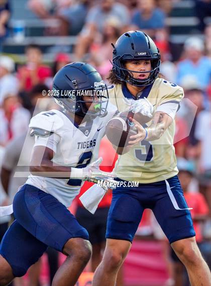 Thumbnail 3 in Douglas County @ Rome (Pre-Season) photogallery.