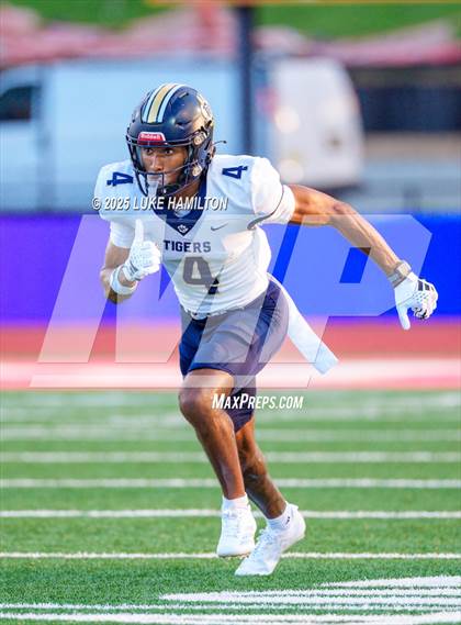 Thumbnail 1 in Douglas County @ Rome (Pre-Season) photogallery.