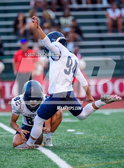 Thumbnail 3 in Douglas County @ Rome (Pre-Season) photogallery.