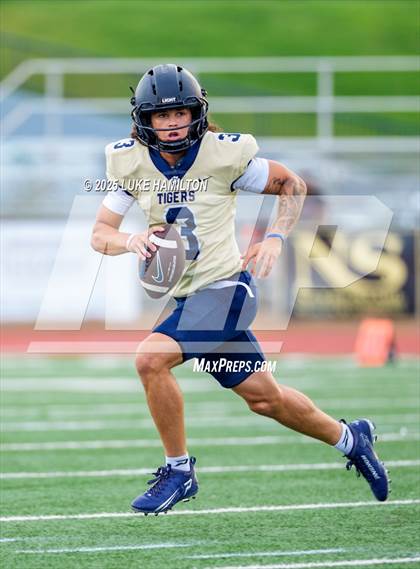 Thumbnail 1 in Douglas County @ Rome (Pre-Season) photogallery.