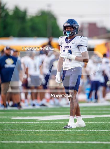 Thumbnail 2 in Douglas County @ Rome (Pre-Season) photogallery.