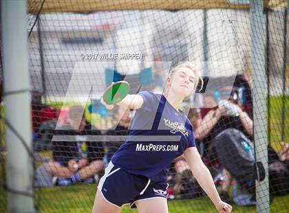 Thumbnail 3 in Paloma Valley Wildcats Relay photogallery.