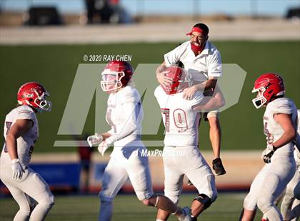 Thumbnail 2 in Durango vs. Roosevelt (CHSAA 3A Championship) photogallery.