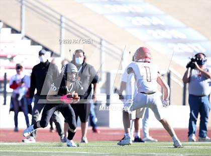 Thumbnail 2 in Durango vs. Roosevelt (CHSAA 3A Championship) photogallery.