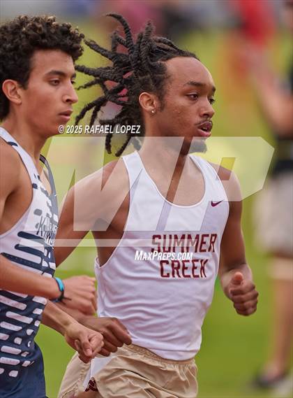 Thumbnail 1 in UIL 6A Track & Field District Finals (1600M) photogallery.