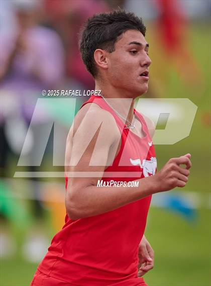 Thumbnail 2 in UIL 6A Track & Field District Finals (1600M) photogallery.