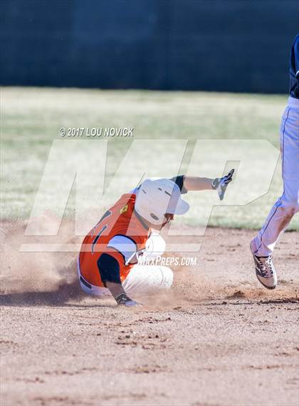 Thumbnail 1 in Taos vs. Santa Fe photogallery.