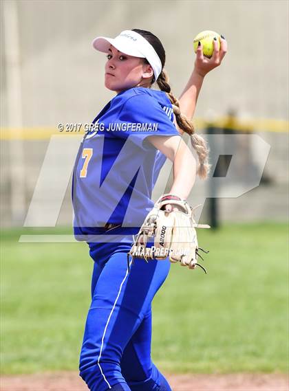 Thumbnail 2 in East Nicolaus vs. Benicia photogallery.