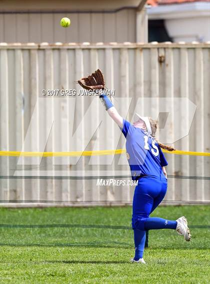 Thumbnail 2 in East Nicolaus vs. Benicia photogallery.