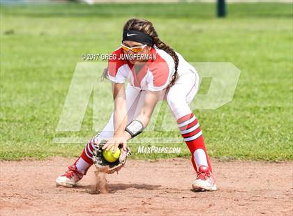 Thumbnail 3 in East Nicolaus vs. Benicia photogallery.