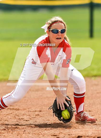 Thumbnail 2 in East Nicolaus vs. Benicia photogallery.