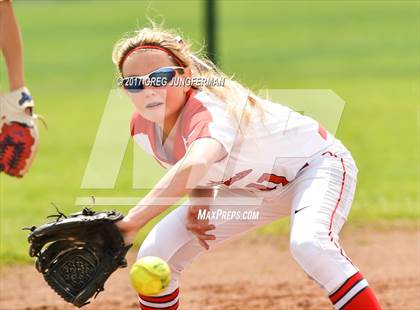 Thumbnail 1 in East Nicolaus vs. Benicia photogallery.
