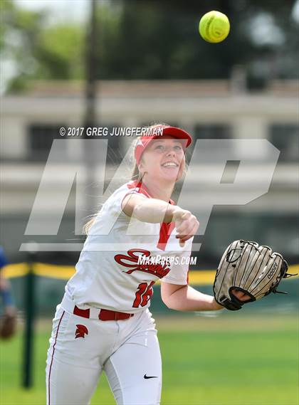 Thumbnail 2 in East Nicolaus vs. Benicia photogallery.