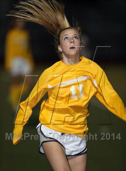 Thumbnail 3 in Monte Vista vs. San Ramon Valley (CIF NCS Final) photogallery.