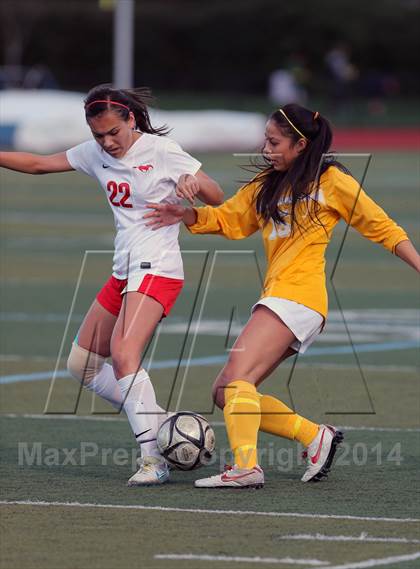 Thumbnail 2 in Monte Vista vs. San Ramon Valley (CIF NCS Final) photogallery.
